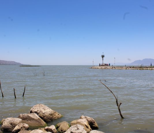 Lago de Chapala, desde Jocotepec. Fotografía: Iván Serrano Jauregui