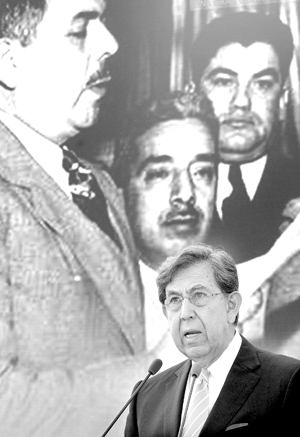 CUAU HTÉMOC CÁRDENAS SOLORZANO