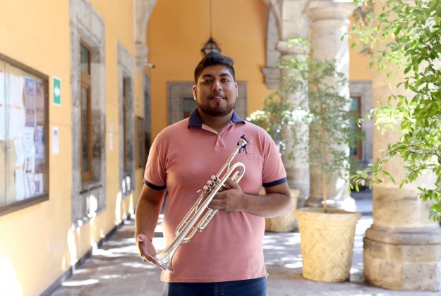 Mariachi Universitario del CUAAD. Fotografía: Adriana González