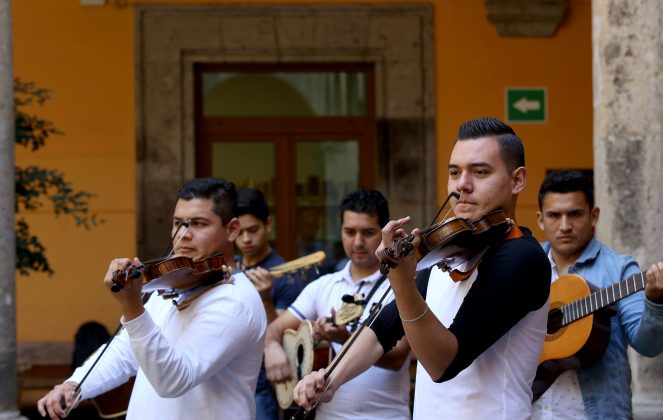 Mariachi Universitario del CUAAD. Fotografía: Adriana González