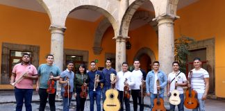 Mariachi Universitario del CUAAD. Fotografía: Adriana González