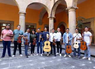 Mariachi Universitario del CUAAD. Fotografía: Adriana González