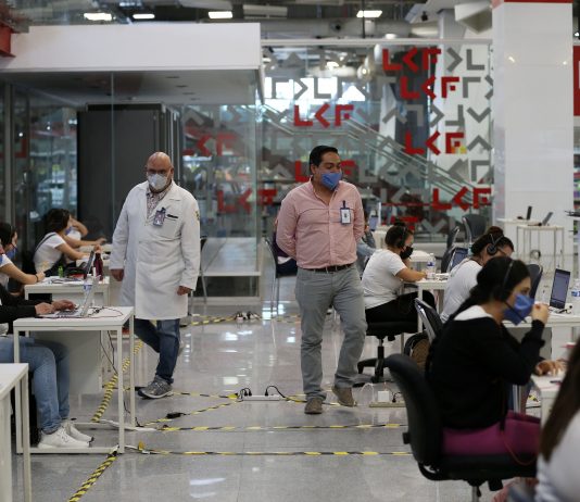 Atienden posibles casos de Covid-19 en Call center UdeG