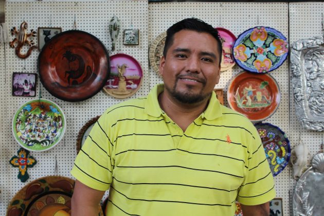 Tulio Becerra, comerciante del Río Cuale, Puerto Vallarta. Fotografía: Iván Serrano Jauregui