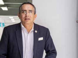 Reconocen a Arturo Gleason como Defensor del planeta Tierra