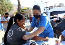 UdeG apoya con atención médica y despensas a vecinos de la colonia Floresta