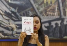 La poeta de las casualidades