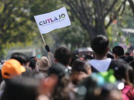 Estudiantes de Tlajomulco participa en la marcha 188 por la autonomía y presupuesto justo