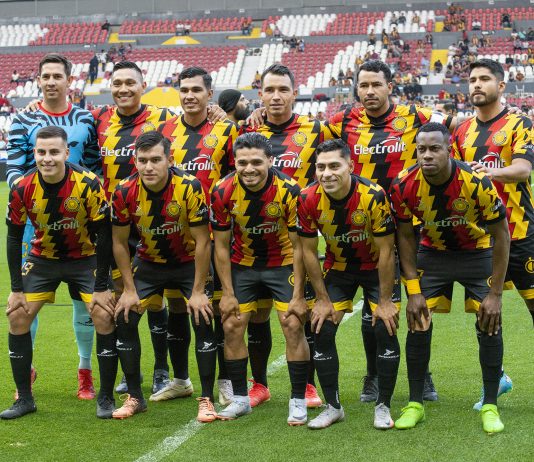Leones Negros ¡por la hazaña! Foto: Cortesía Leones Negros