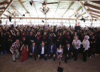 Apadrina Rector General a bachilleres de la Preparatoria Regional de Cocula