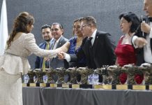 Premio México en tus Manos reconoce a la Defensoría de los Derechos Universitarios