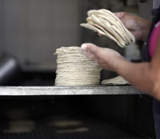 Trabajan en la creación de Clínica de Competencia Económica en Jalisco