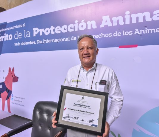 Congreso de Jalisco reconoce a creador de la Muestra Biológica del CUCSur