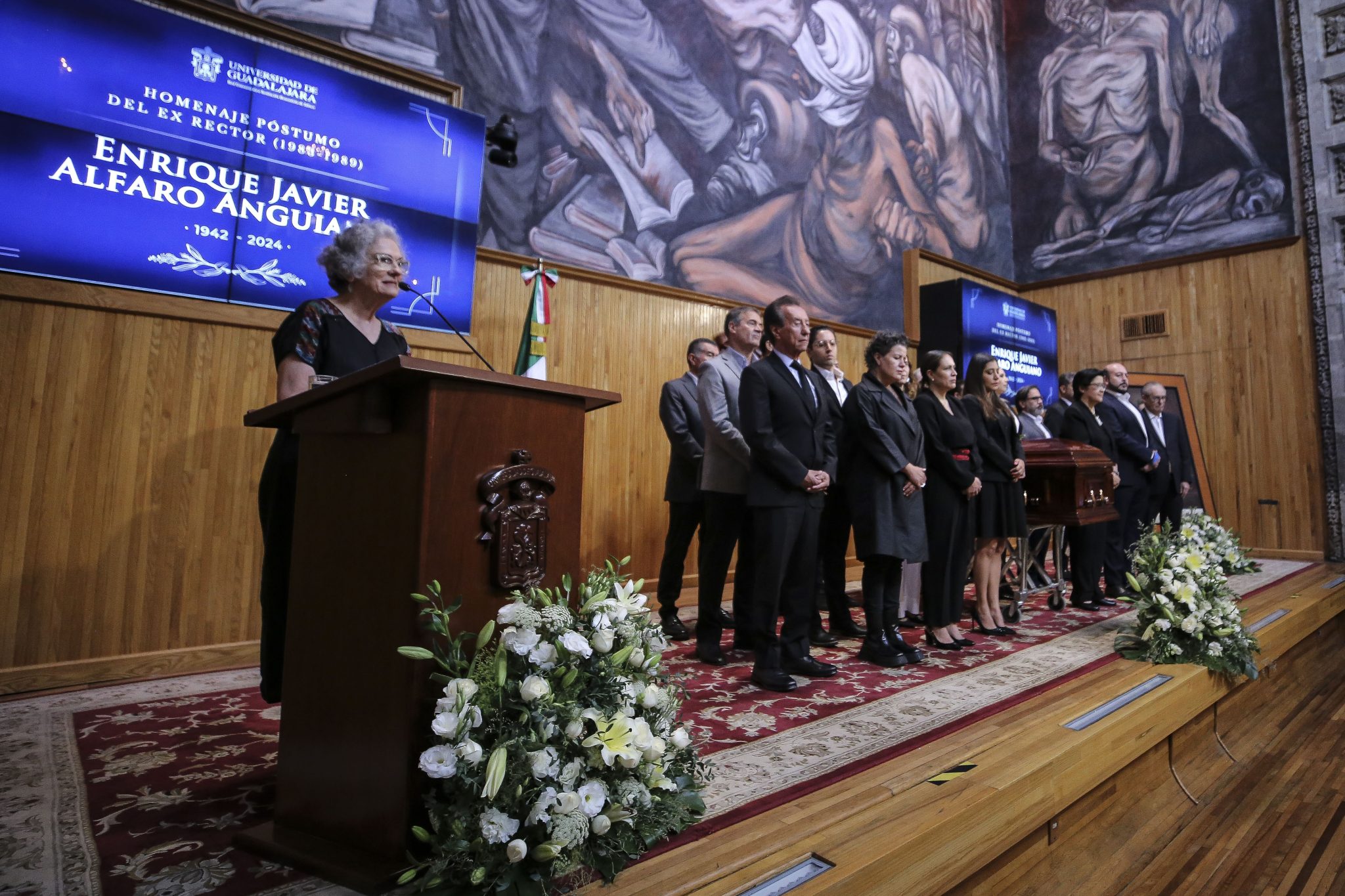 homenaje_al_lic._enrique_alfaro_anguiano_40