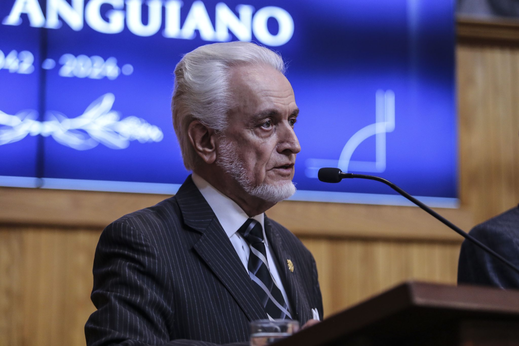 homenaje_al_lic._enrique_alfaro_anguiano_48