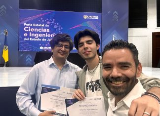 Galardonan a estudiantes del CUChapala en feria estatal de ciencias