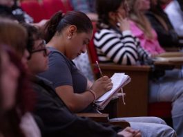 Resaltan la importancia de la colaboración en el primer Seminario de Periodismo