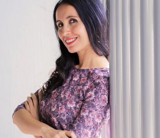 Del micrófono a la lente, de la lente a la poesía: Cecilia Fernández