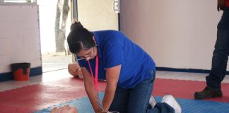 Capacitan a personal del CULagos en materia de cardioprotección