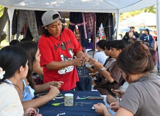 Celebran Festival “Raíces vivas: arte, lengua y tradición” en CUCosta