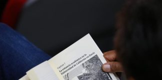 Presentan novela de ciencia ficción sobre maíz transgénico