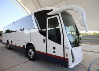 Nuevo autobús escolar para la comunidad de CUCosta