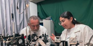 De la luz a la medicina: la fotónica que se desarrolla en CUCEI