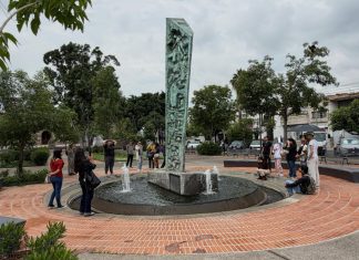 Teatro Jurídico revive las historias detrás de las explosiones del 22 de abril con la obra “Adiós al barrio”