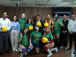 Unen esfuerzos UdeG y CRIT Occidente con espectáculo de lucha libre “Al ring por ellas y ellos”